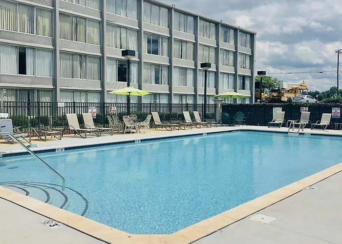 Wyndham Garden Greensboro
